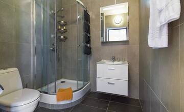 Фото номера Семейный номер  Гостевой дом SKYPARK ApartHotel г. Красная Поляна 4