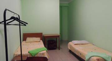 Фото номера Кровать в общем 8-местном номере Гостиница na Michurina г. Красная Поляна 4