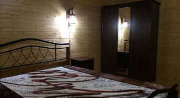 Фото номера Дом для отпуска с 3 спальнями Гостевой дом HappyHouse-Polyana г. Красная Поляна 3