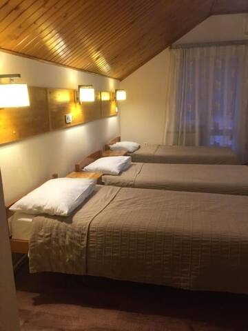 Фото номера Трехместный номер с балконом Гостевой дом Kastana Hotel г. Красная Поляна 7